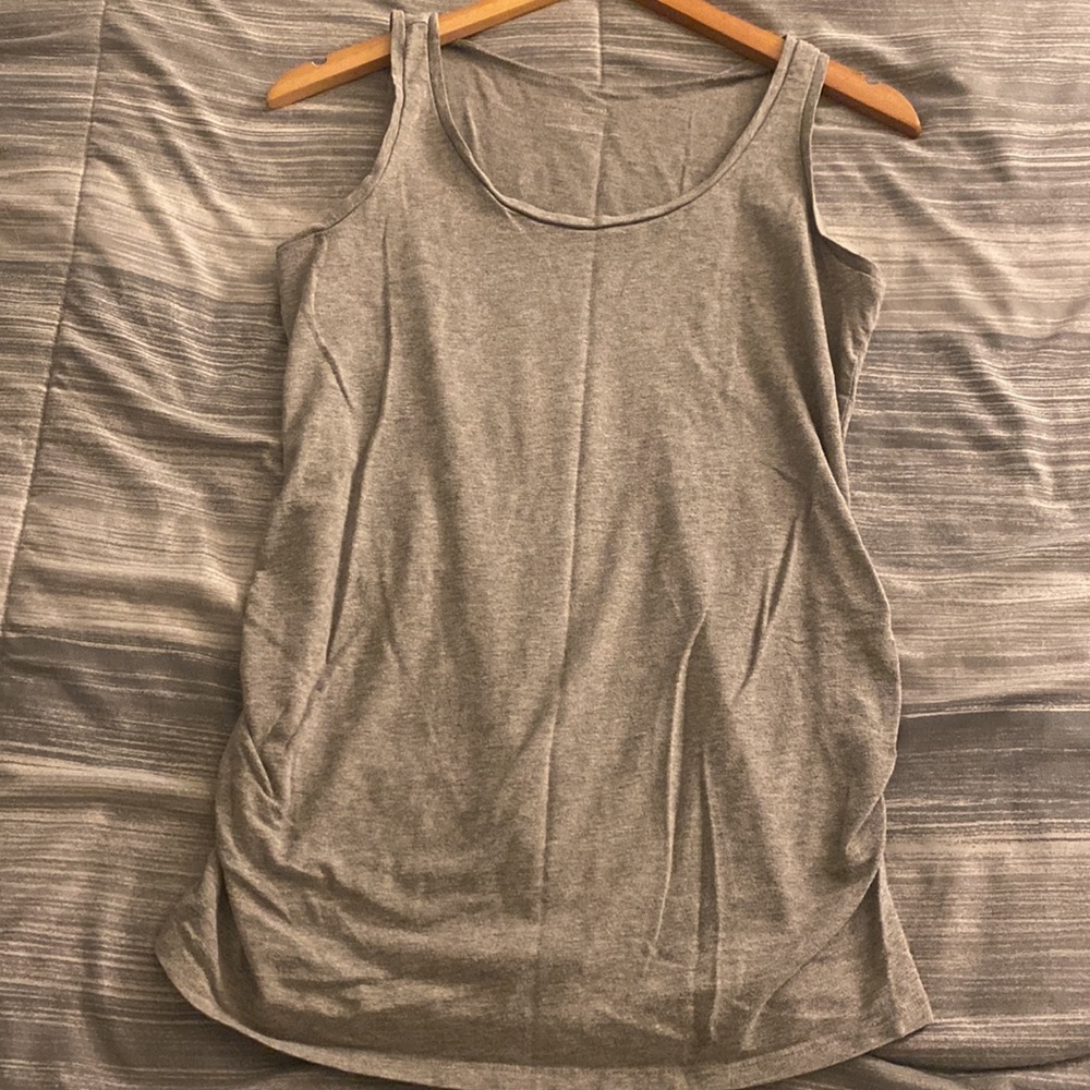 Maternity tops bundle - Picture 6 of 9